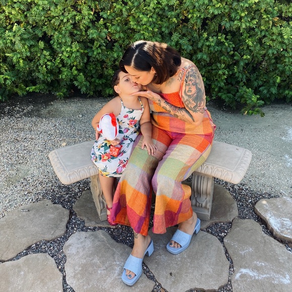 Meet your Posher, Rachel - Picture 6 of 6